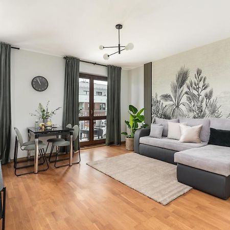 Ts New Town Stay Comfy & Roomy ชเตชชิน ภายนอก รูปภาพ