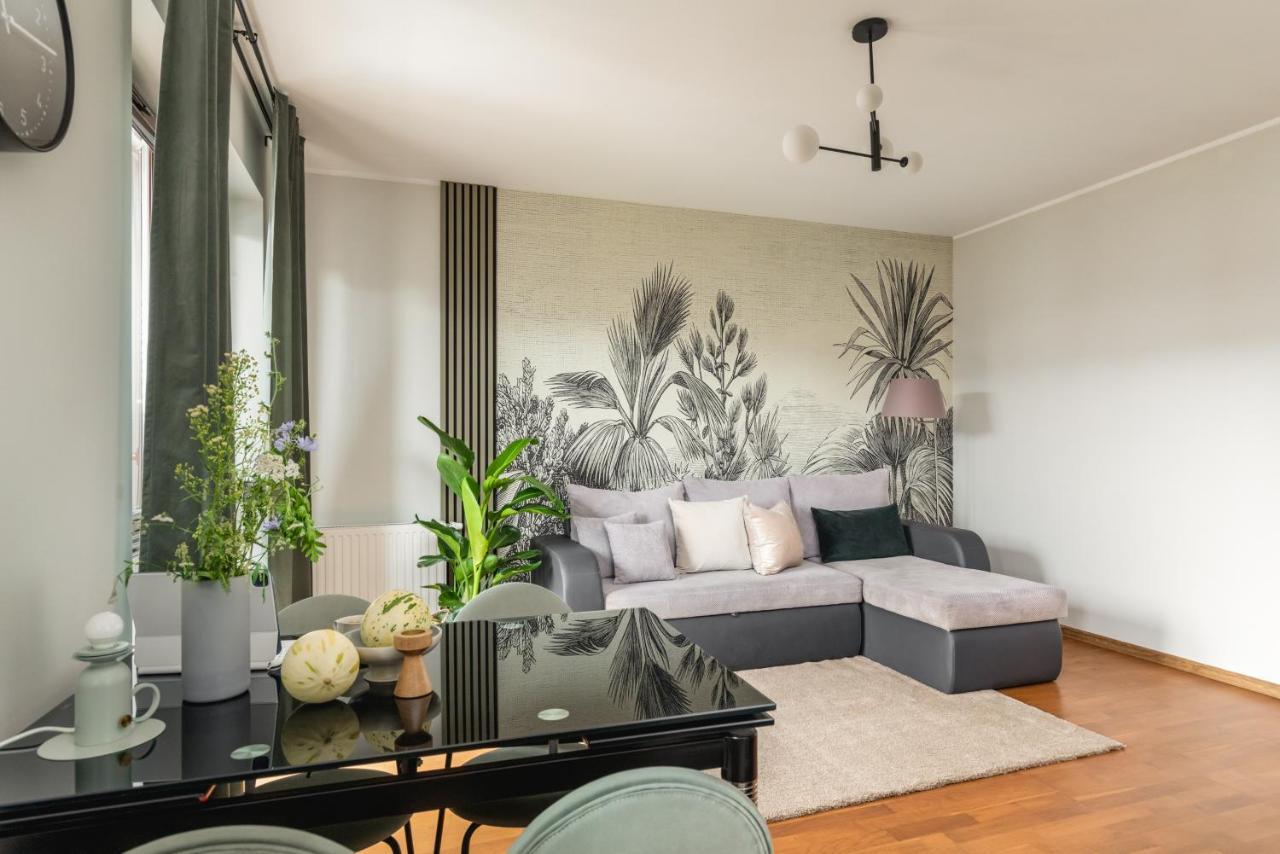 Ts New Town Stay Comfy & Roomy ชเตชชิน ภายนอก รูปภาพ