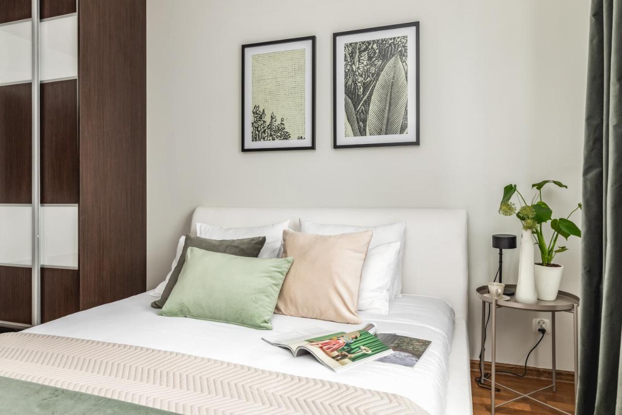 Ts New Town Stay Comfy & Roomy ชเตชชิน ภายนอก รูปภาพ