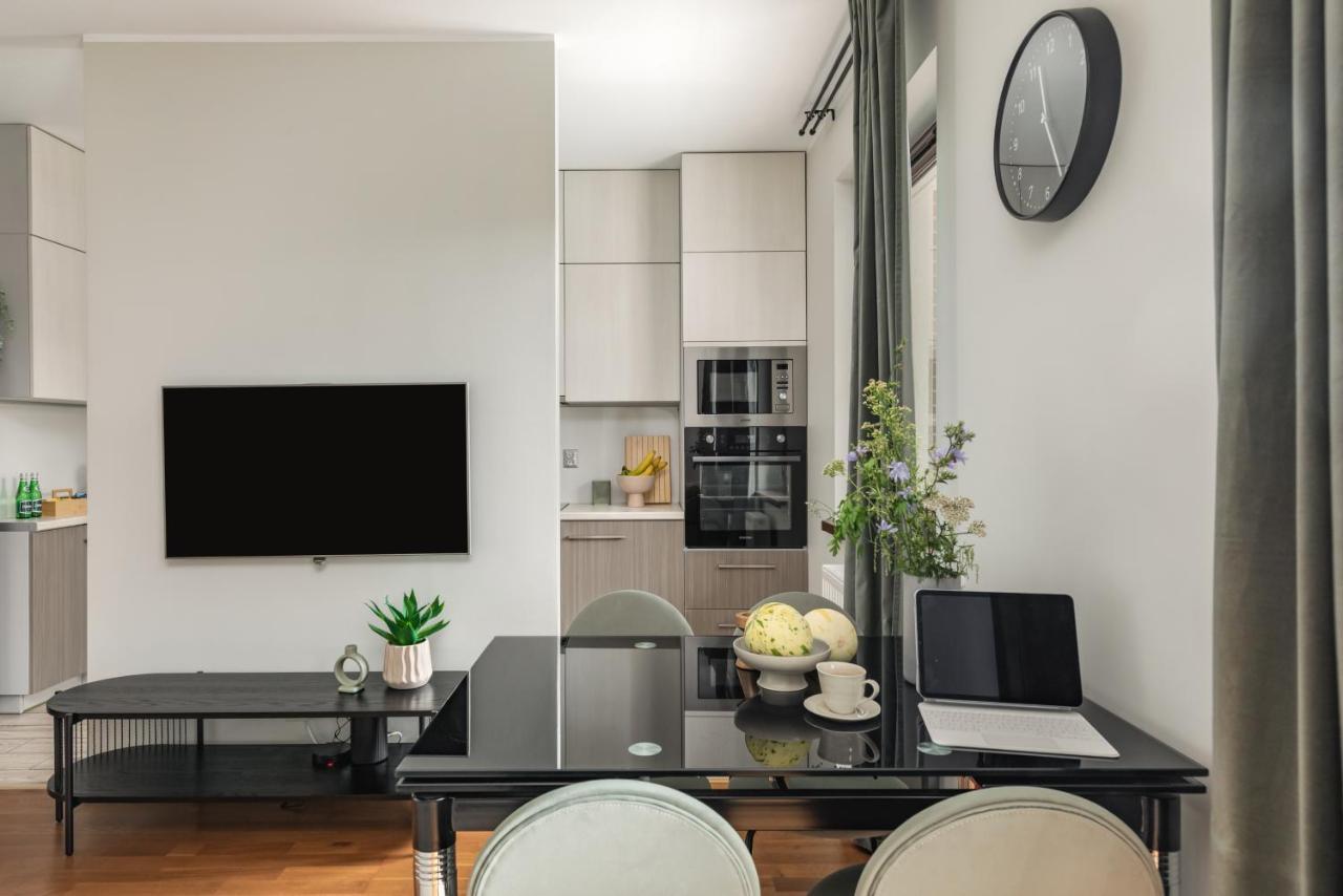 Ts New Town Stay Comfy & Roomy ชเตชชิน ภายนอก รูปภาพ